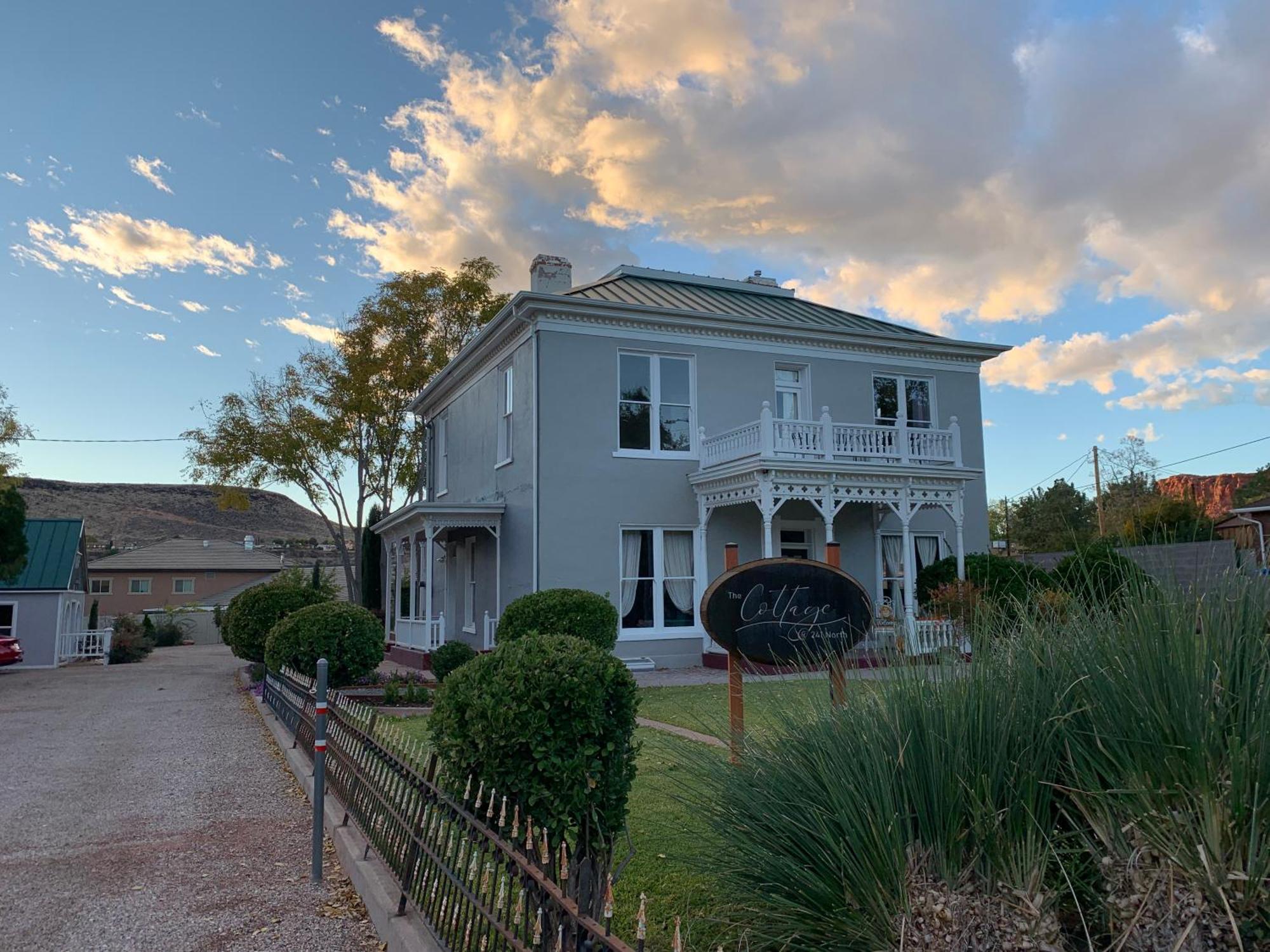 The Cottage At 241 North St. George Bagian luar foto