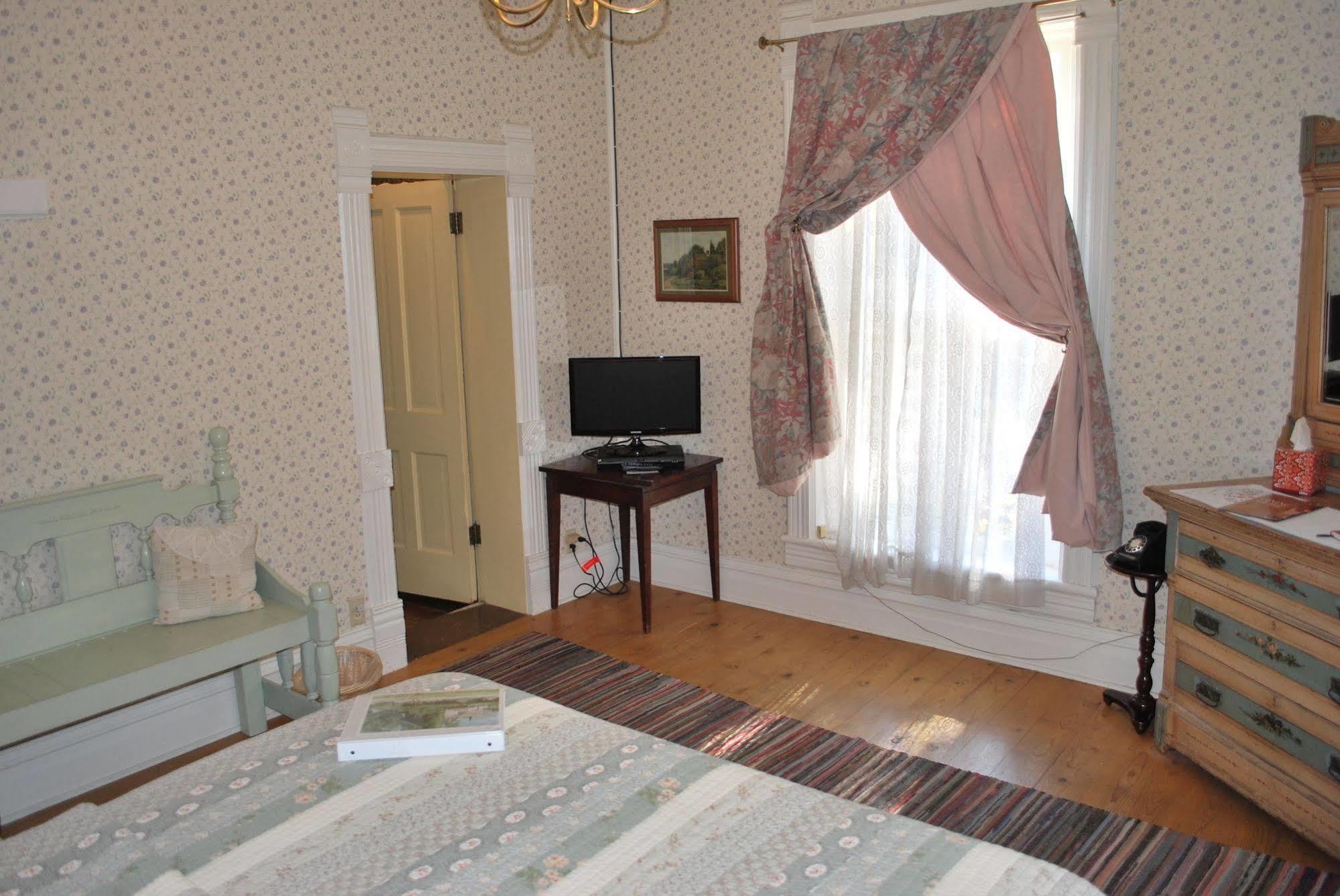 The Cottage At 241 North St. George Bagian luar foto