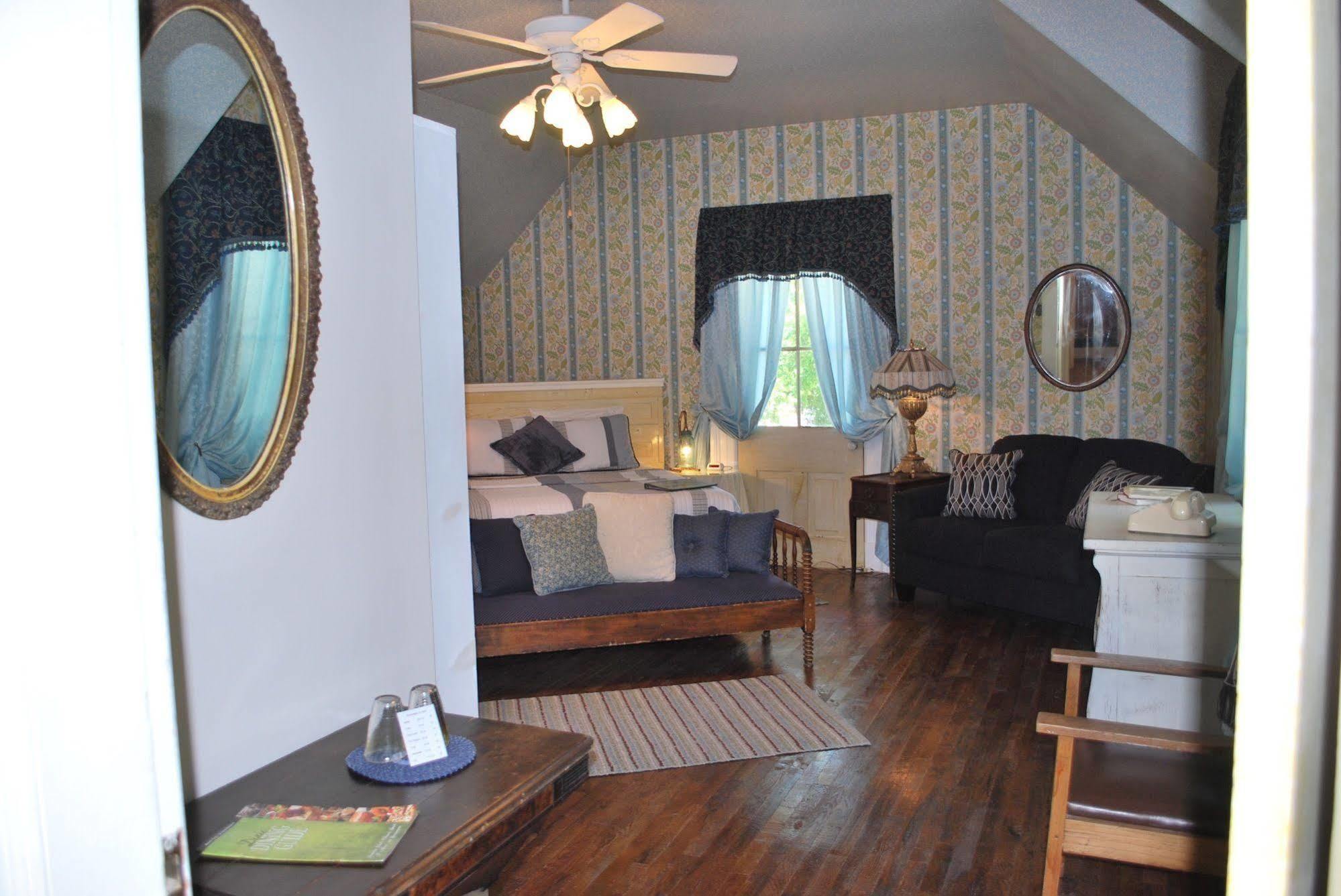 The Cottage At 241 North St. George Bagian luar foto