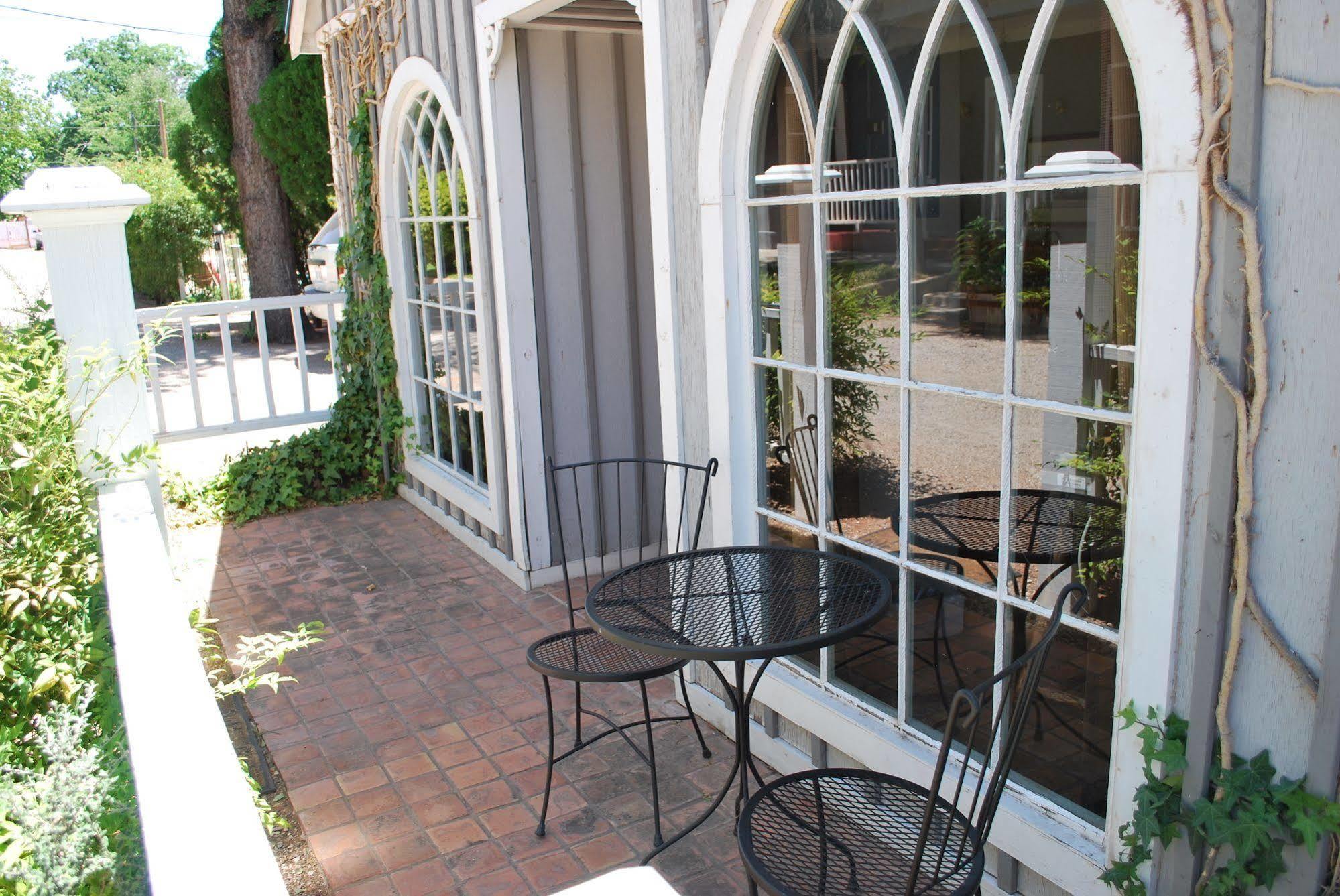 The Cottage At 241 North St. George Bagian luar foto
